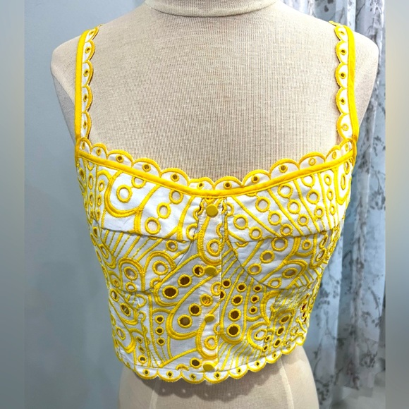 🔥Charo Ruiz Ibiza gorgeous yellow and white eyelet Tessa top with ruffle straps - Picture 2 of 6